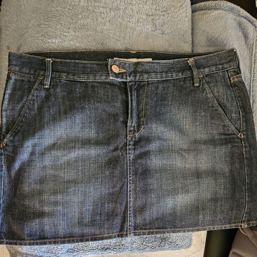 Old Navy Blue Mini Pencil Skirt for Casual Nights